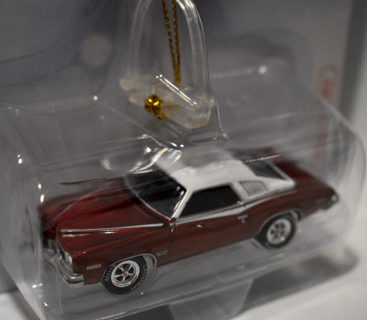Johnny Lightning Holiday Classics 1973 Pontiac GTO
