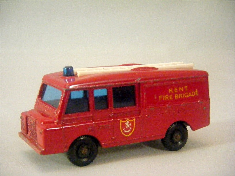 Matchbox Regular Wheels (57-C2) Land Rover Kent Fire Brigade Truck