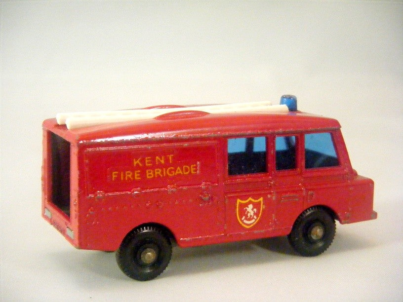 Matchbox Regular Wheels (57-C2) Land Rover Kent Fire Brigade Truck