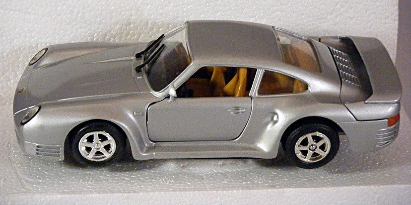 Revell - 1:24 Scale - Porsche 959