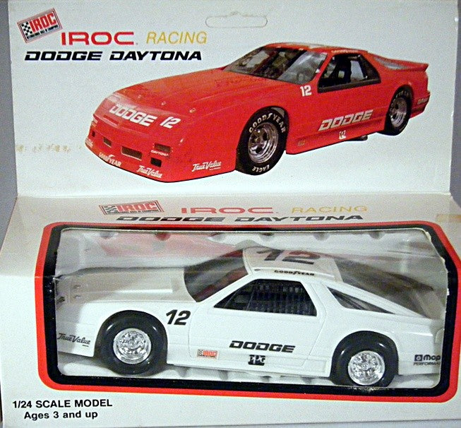 Revell - Design Technology - Dodge Daytona IROC Race Car Promo