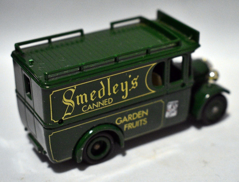 Lledo: 1932 Dennis Delivery Truck - Smedleys Canned Garden Fruits