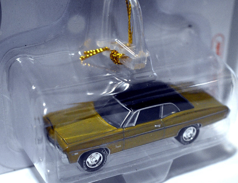 Johnny Lightning - Holiday Classics - 1968 Chevrolet Impala