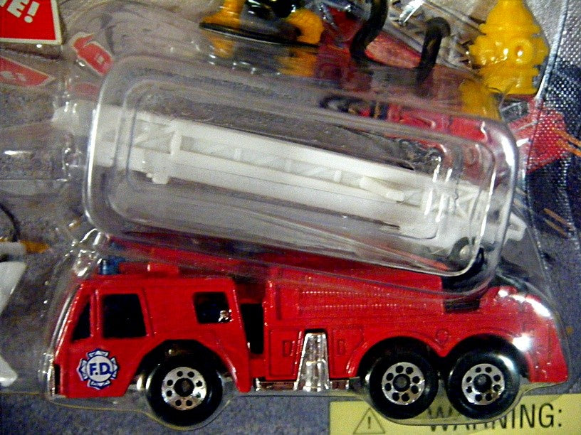 Matchbox Action Systems - Emergency Set with Fire Truck and Helicopter
