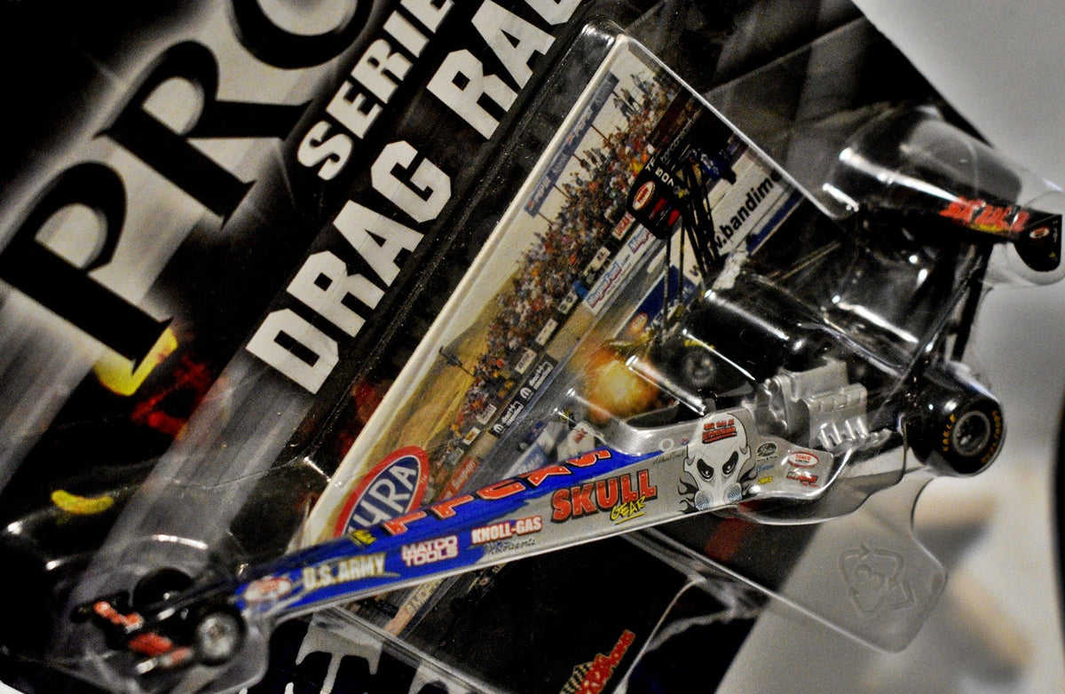 Racing Champions NHRA - Pro Series Drag Racing - Melanie Troxel Skull Gear Top Fuel Dragster