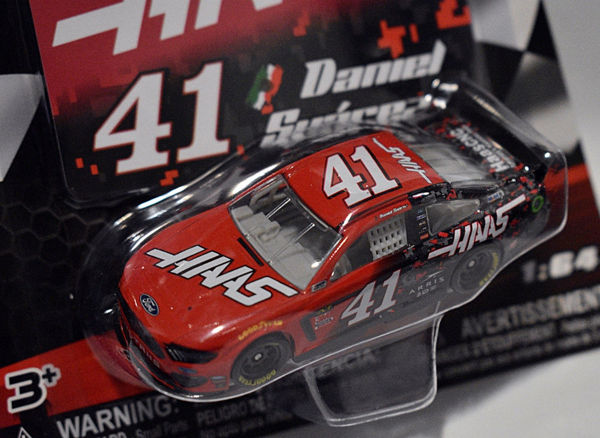 Lionel NASCAR Authentics - Daniel Suarez HAAS Ford Mustang Stock Car