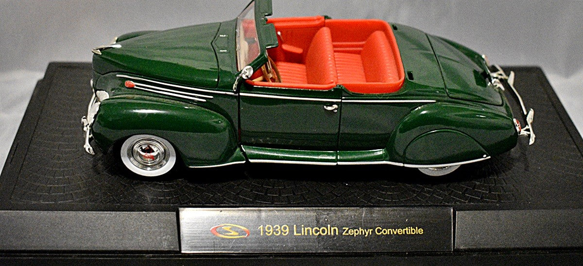 Signature Models - 1939 Lincoln Zephyr Convertible
