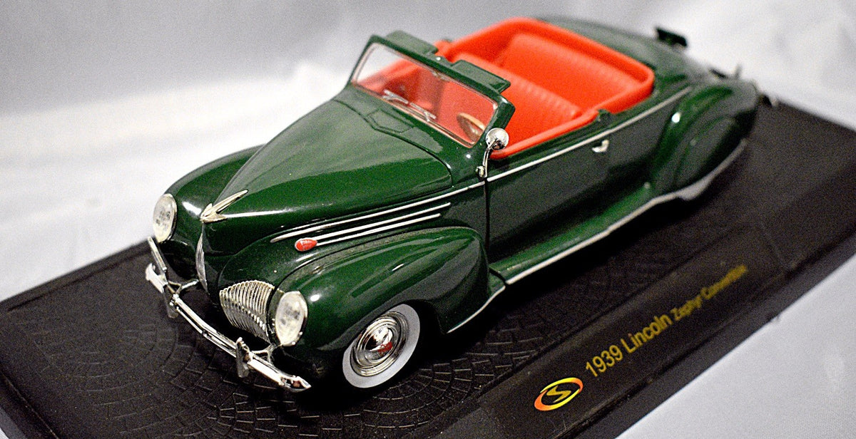 Signature Models - 1939 Lincoln Zephyr Convertible