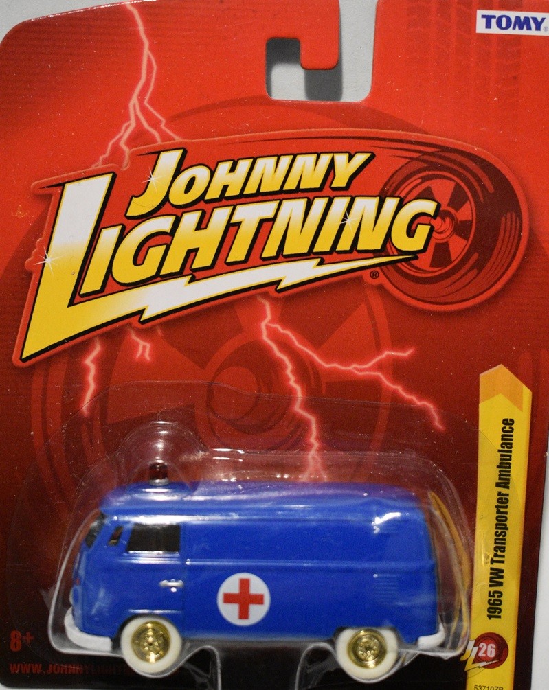 Johnny Lightning -  LE White Lightning Chase - Volkswagen Transporter Ambulance