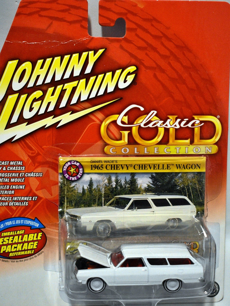 Johnny Lightning Classic Gold - Rare White Lightning - 1965 Chevy Chevelle Station Wagon