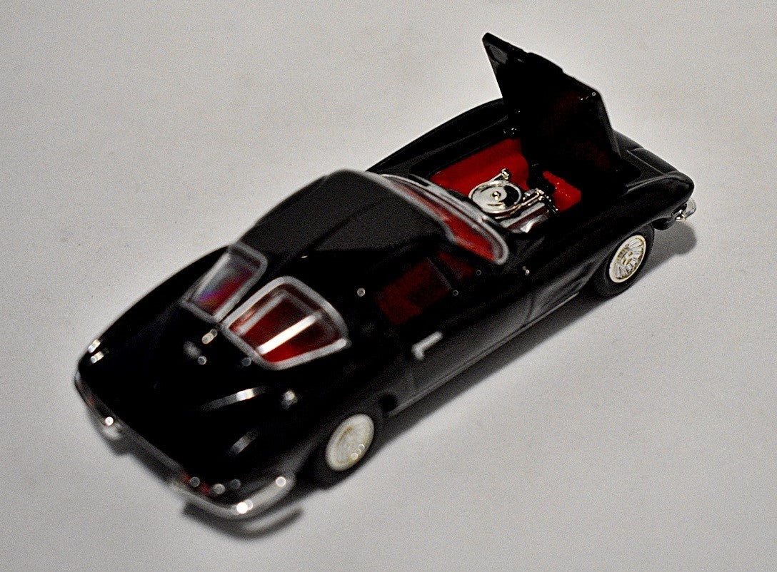 Racing Champions - 1963 Chevrolet Corvette Split Window Coupe