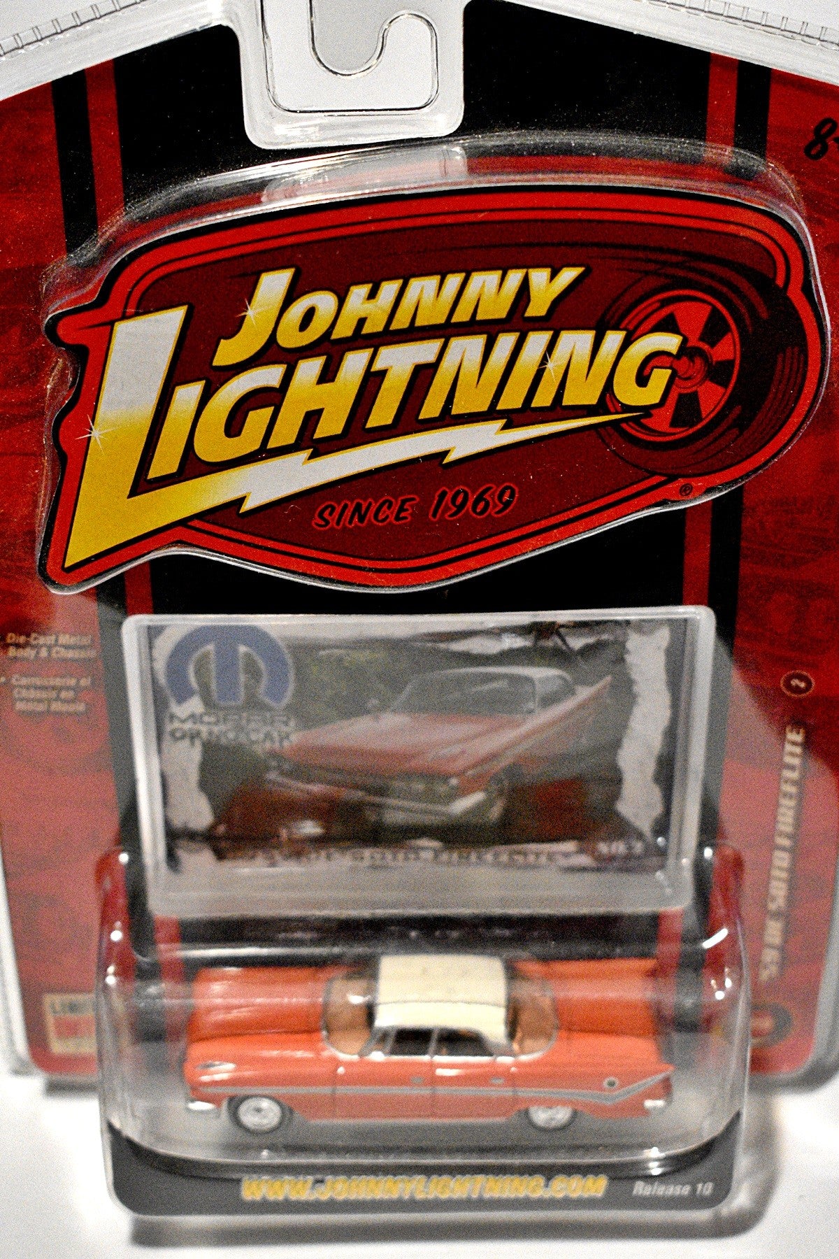 Johnny Lightning - MOPAR or No Car - 1959 Desoto Fireflight