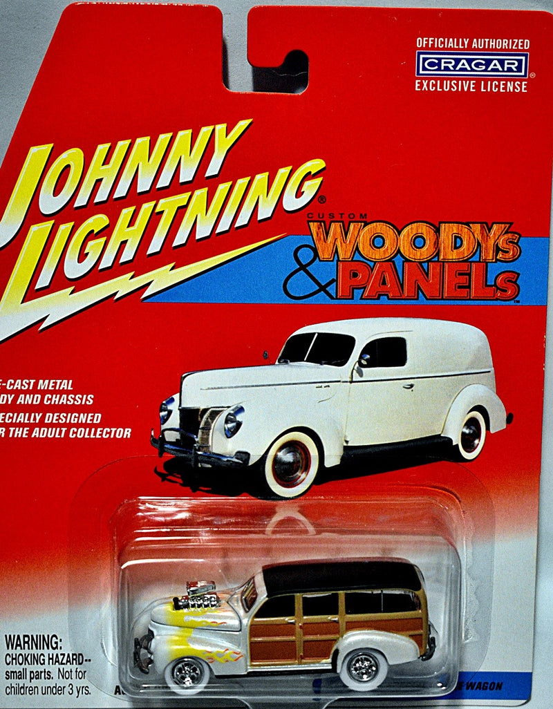 Johnny Lightning  White Lightning! 1941 Chevrolet Woody Station Wagon