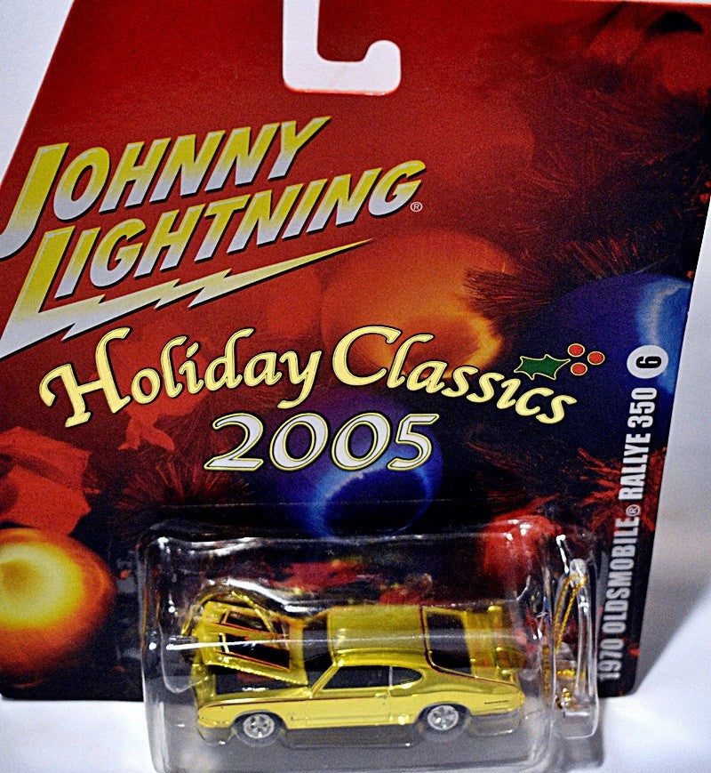 Johnny Lightning Holiday Classics 2005 -  Oldsmobile Rallye 350