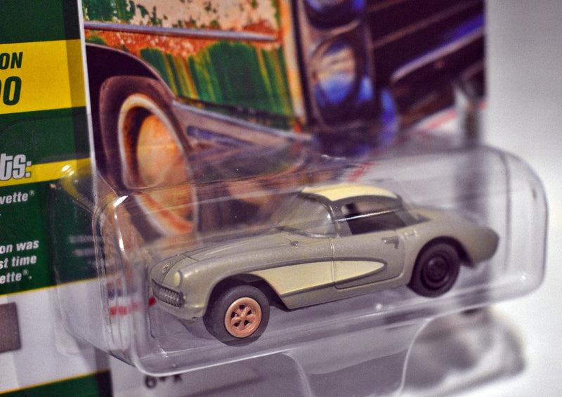 Johnny Lightning Muscle Cars USA - Barn Finds - 1957 Chevrolet Corvette
