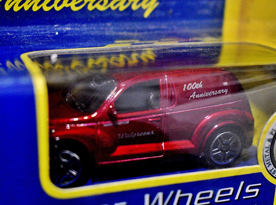 Motor Max - Super Wheels Promo Model -  Walgreens 100th Anniversary Chrysler PT Cruiser Panel Van