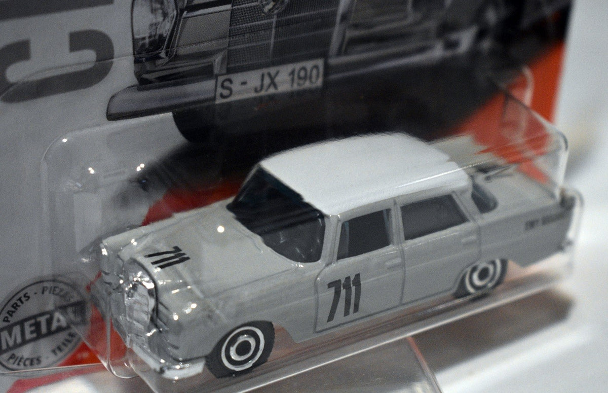 Matchbox - Ewy Rosqvist 1962 Mercedes-Benz 220 SE Championship car