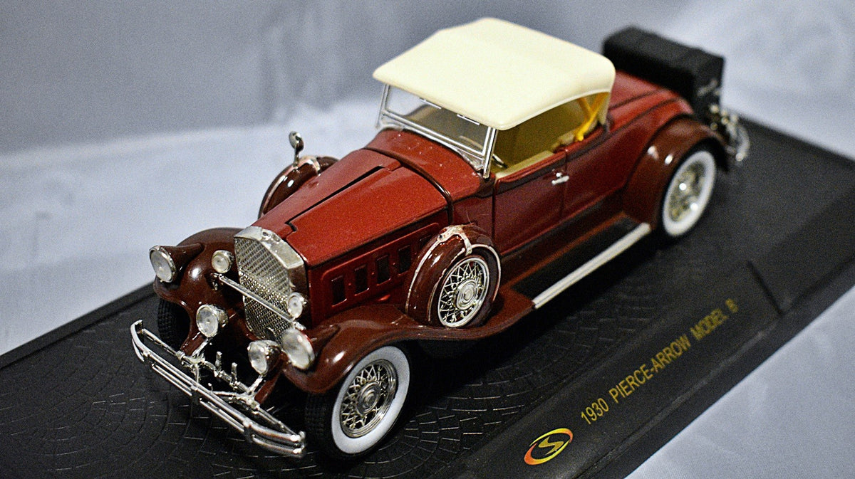 Signature Models - 1930 Pierce-Arrow Model B
