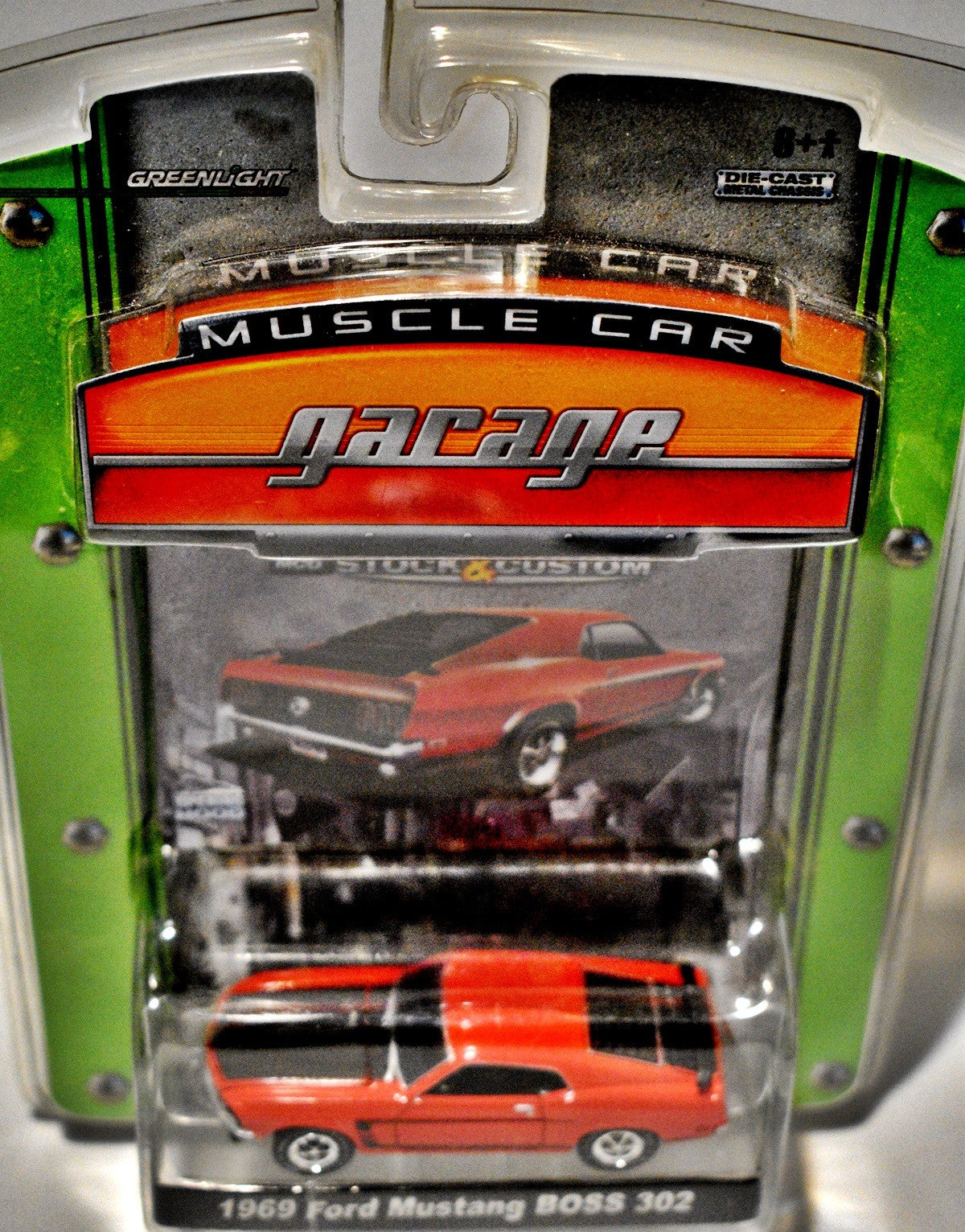 Greenlight Muscle Car Garage 1969 Ford Mustang Boss 302