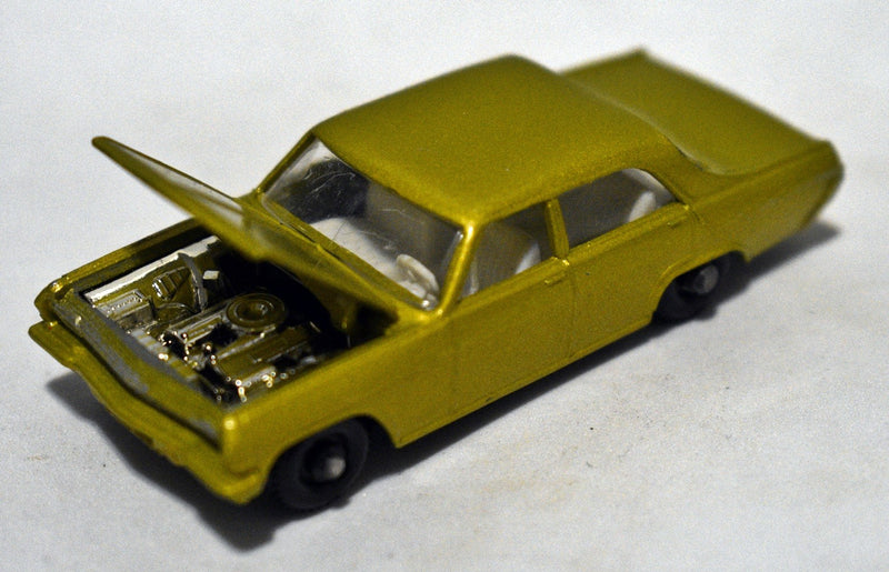 Matchbox Regular Wheels (36-C-2) Opel Diplomat