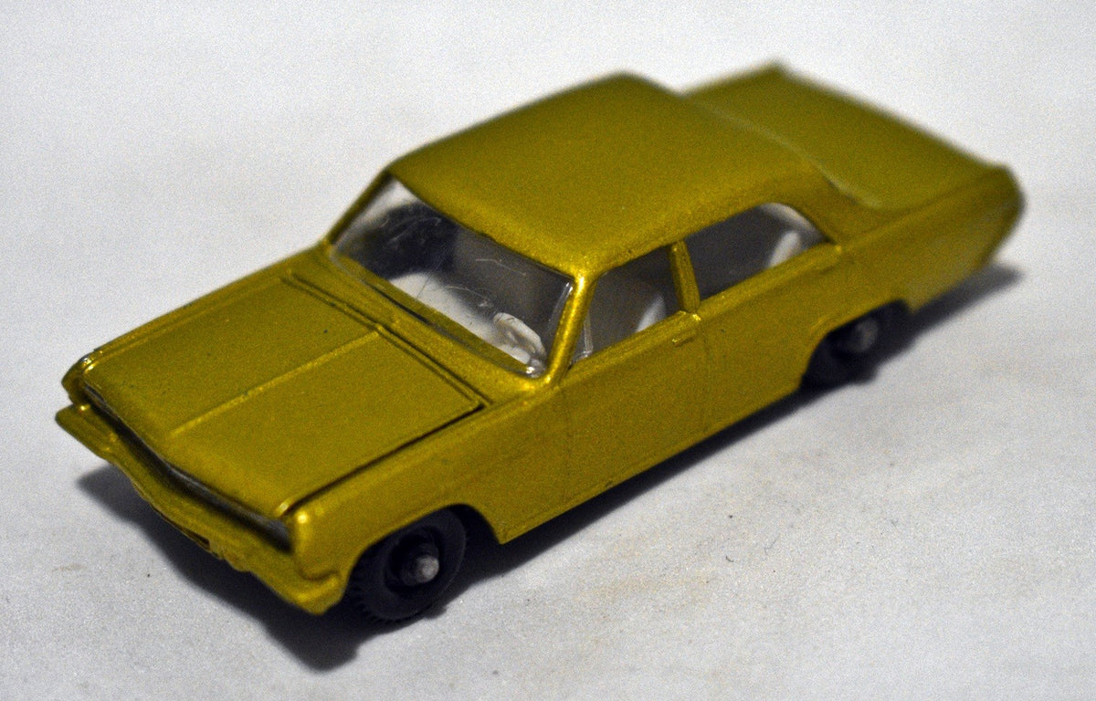 Matchbox Regular Wheels (36-C-2) Opel Diplomat