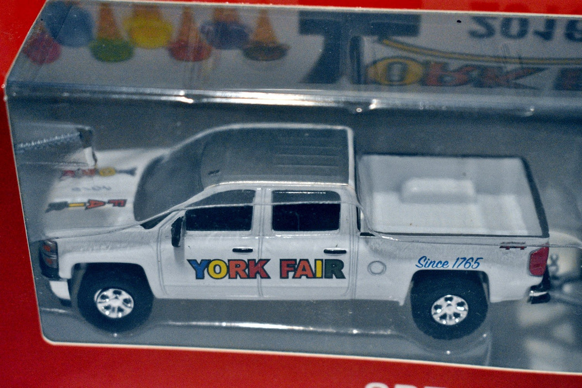 Greenlight Promo - 2016 York Fair Chevy Silverado & Ice Cream Trailer Set