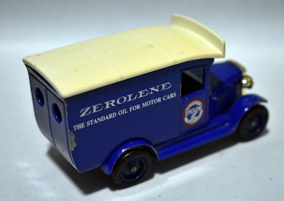 Lledo - 1934 Chevrolet Zerolene Standard Oil Truck