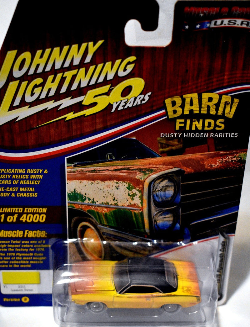 Johnny Lightning Muscle Cars USA - Barn Finds - 1970 Plymouth Cuda
