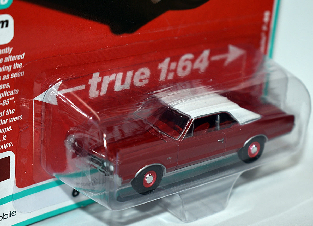 Auto World - 1966 Oldsmobile F85