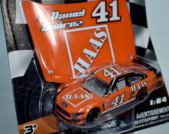 Lionel NASCAR Authentics - Daniel Suarez HAAS Ford Mustang Stock Car