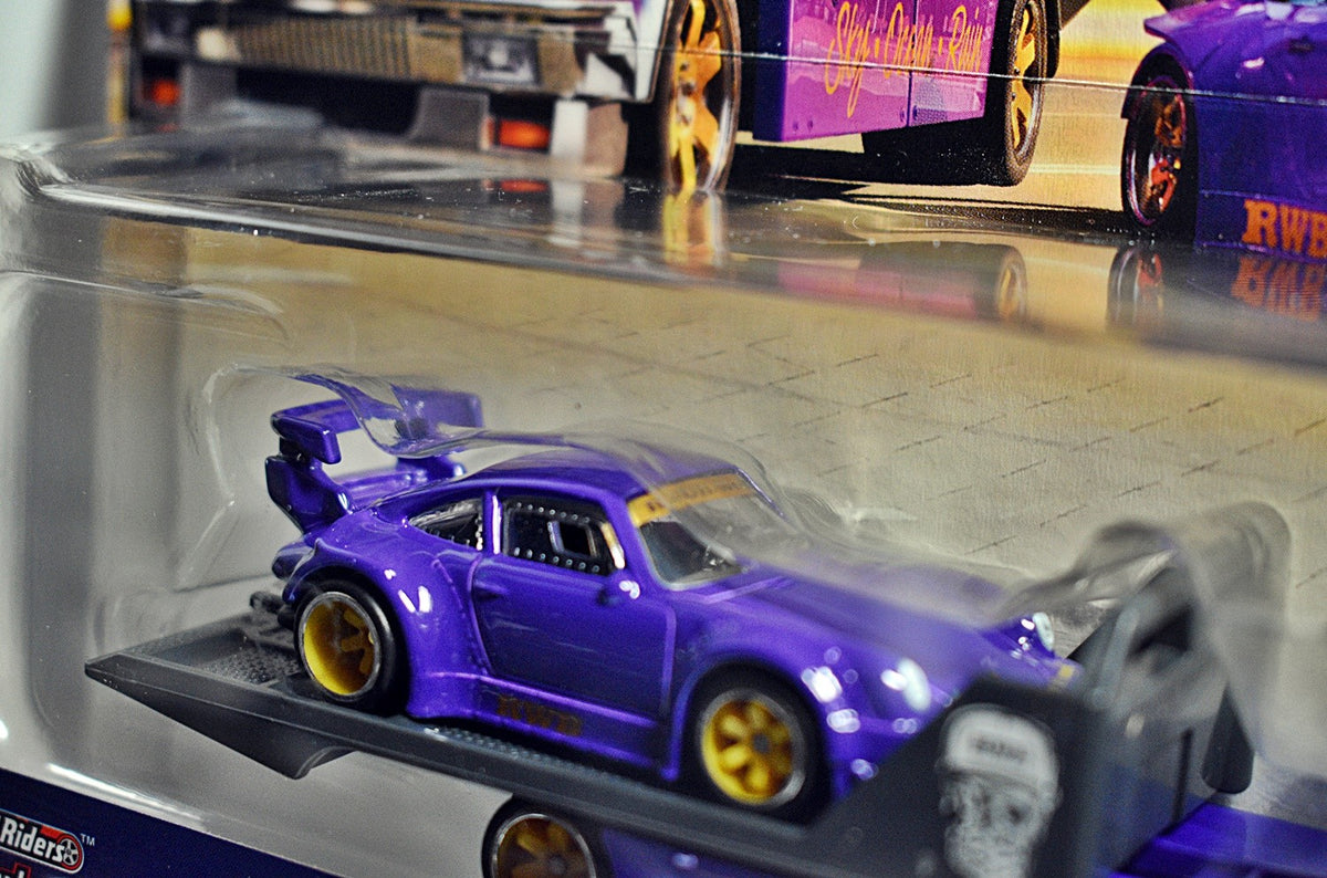 Hot Wheels Car Culture - Team Transport - RWB Porsche 930 & Aero Lift Flatbed Truck