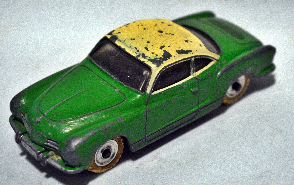 Dinky Volkswagen Karmann Ghia