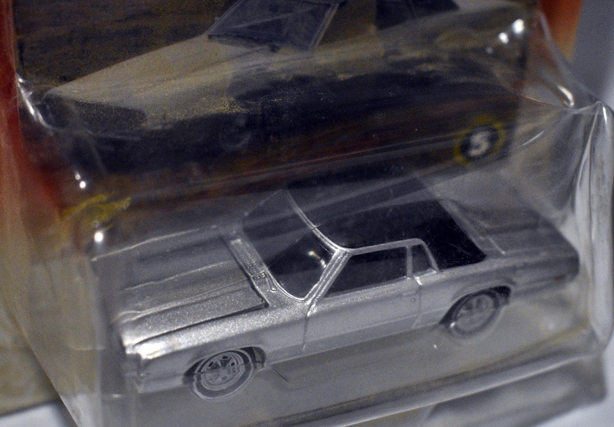 Johnny Lightning Mustangs and Fords – 1968 Ford Thunderbird