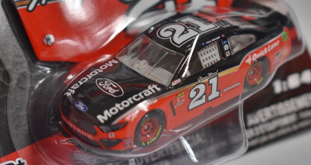 Hendrick Motorsports - Paul Menard Motorcraft Ford Mustang