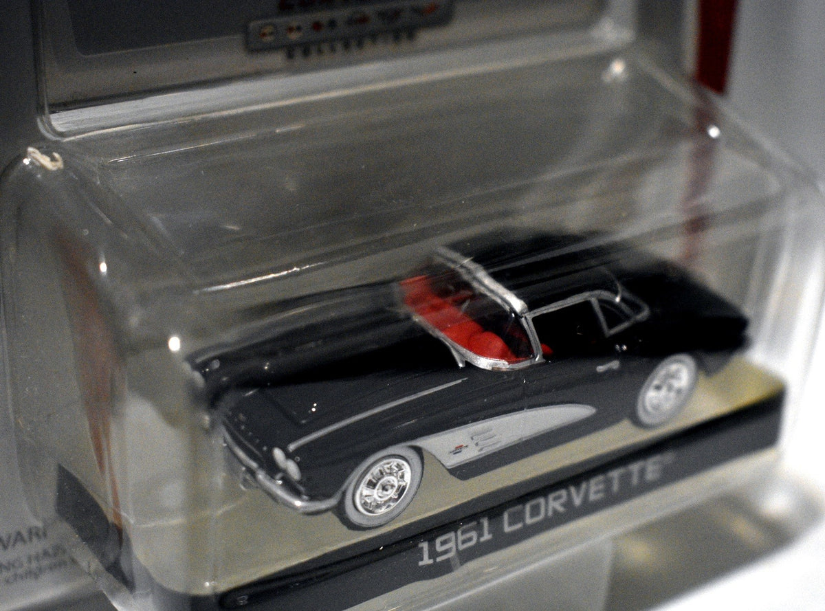 Greenlight 1961 Chevrolet Corvette Coupe