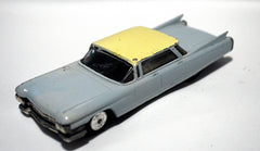 Tootsietoy 1960 Cadillac Sedan