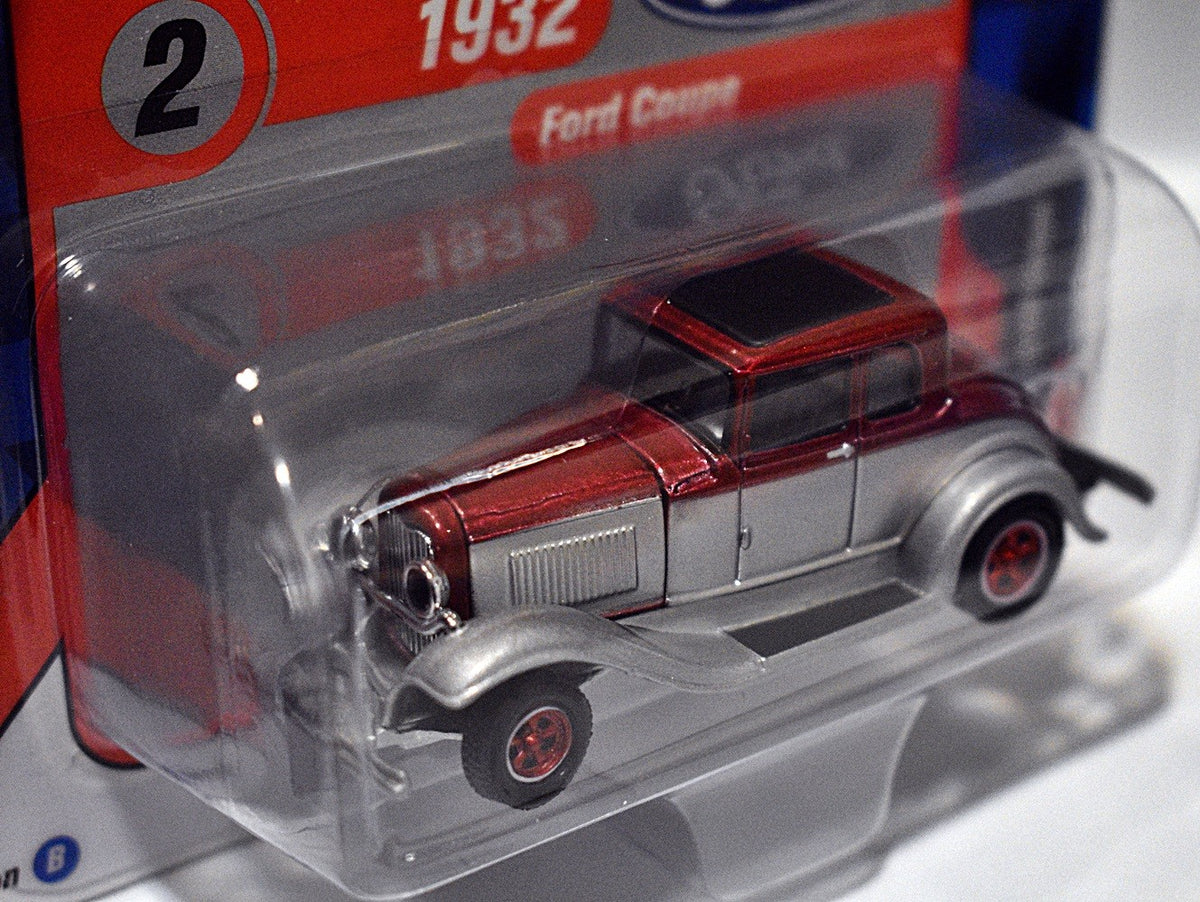 Racing Champions Mint Series - Limited Edition 30th Anniversary - 1932 Ford 5 Window Deuce Coupe