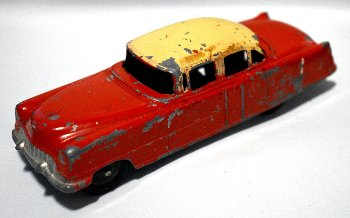 TootsieToy: 1954 Cadillac 62 Sedan (no Tow Hook)