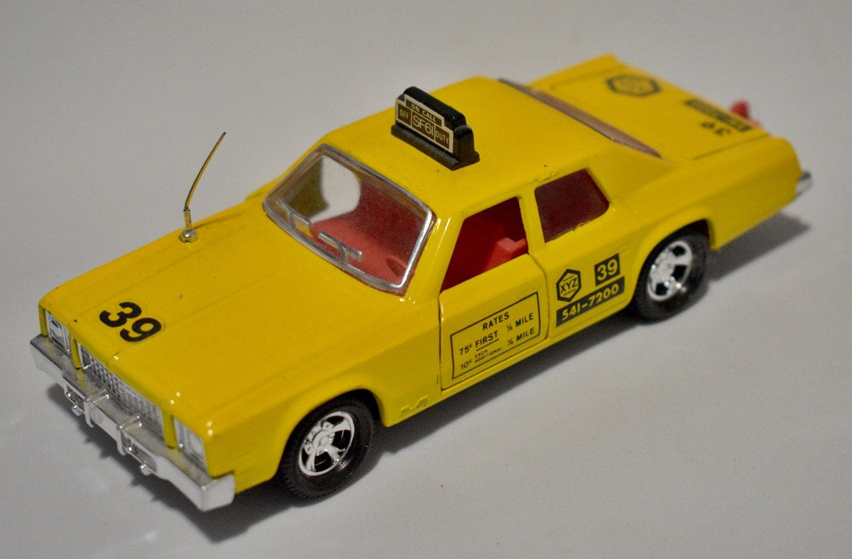 Matchbox Superking - Plymouth Gran Fury Taxi Cab
