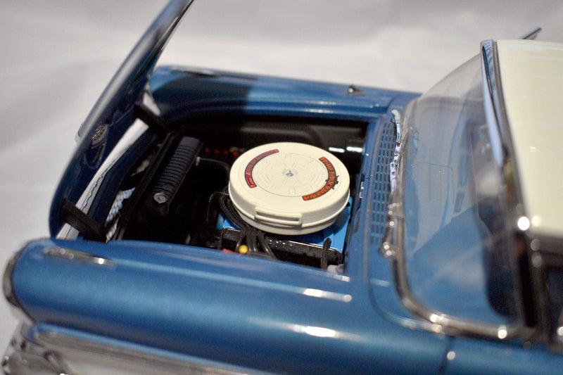 Sun Star - 1958 Ford Fairlane (1 of 999)