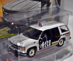Johnny Lightning Street Freaks - Demolition Derby - 1997 Chevrolet Tahoe Police Truck