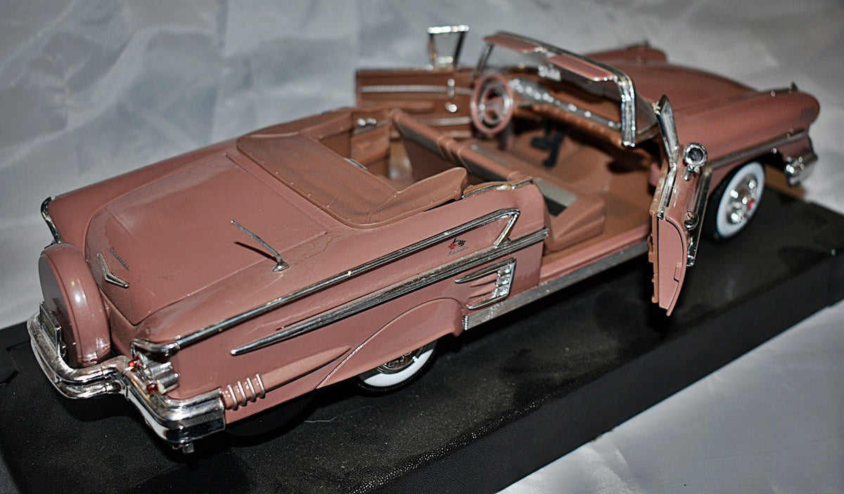 Motor Max - 1958 Chevrolet Impala Convertible