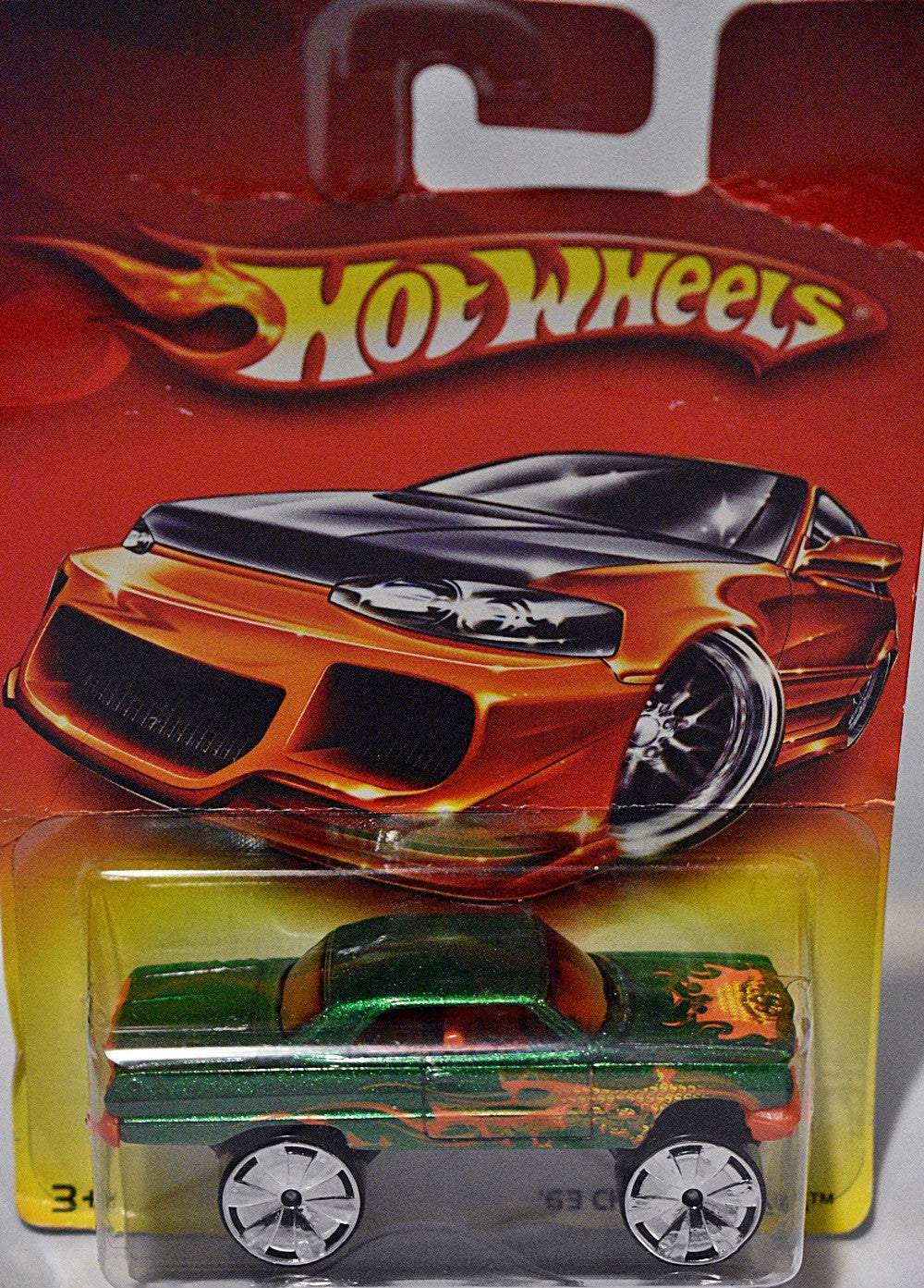 Hot Wheels Exclusive Assortment - Chevrolet Corvette 6-R