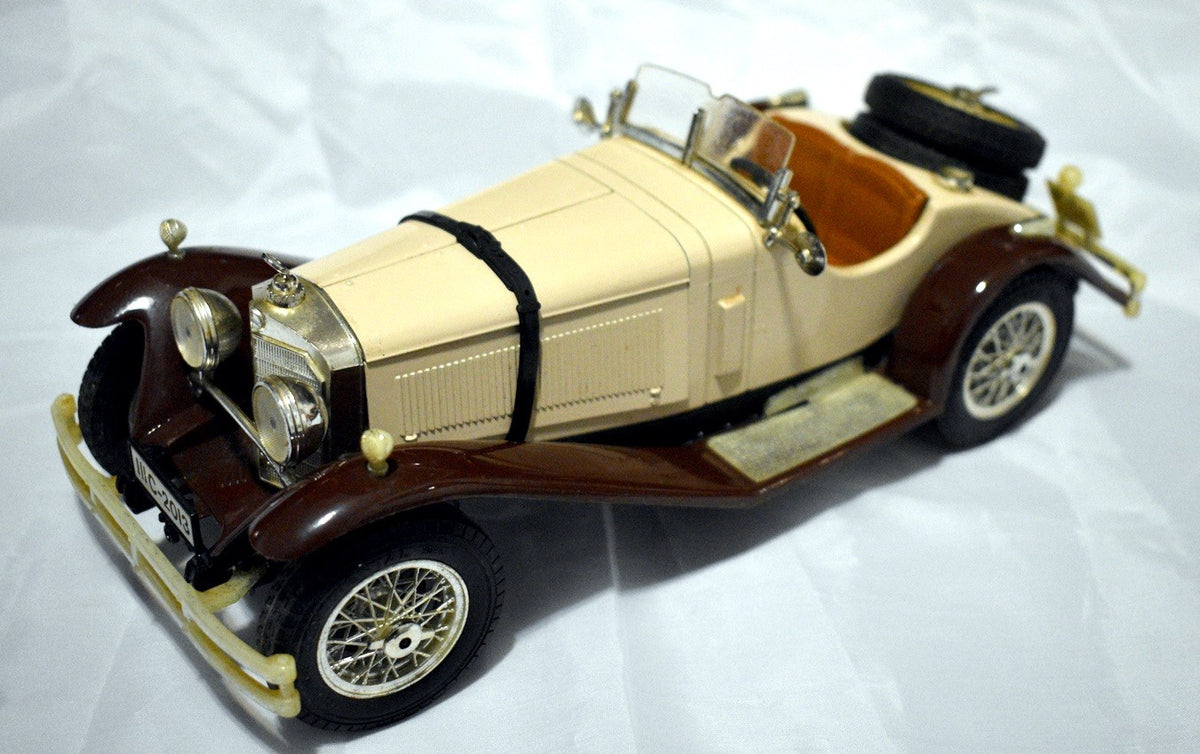 Bburago (1:18)  - 1928 Mercedes-Benz SSK