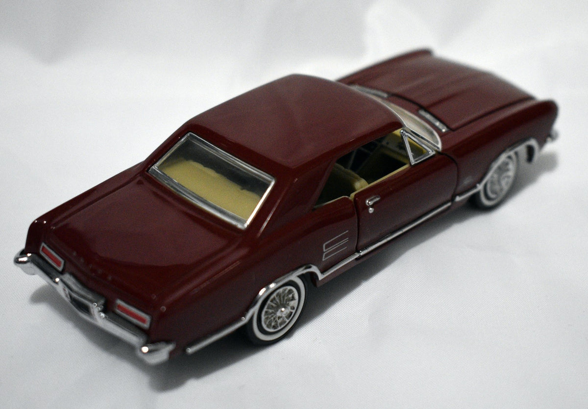 The Franklin Mint - 1965 Buick Riviera