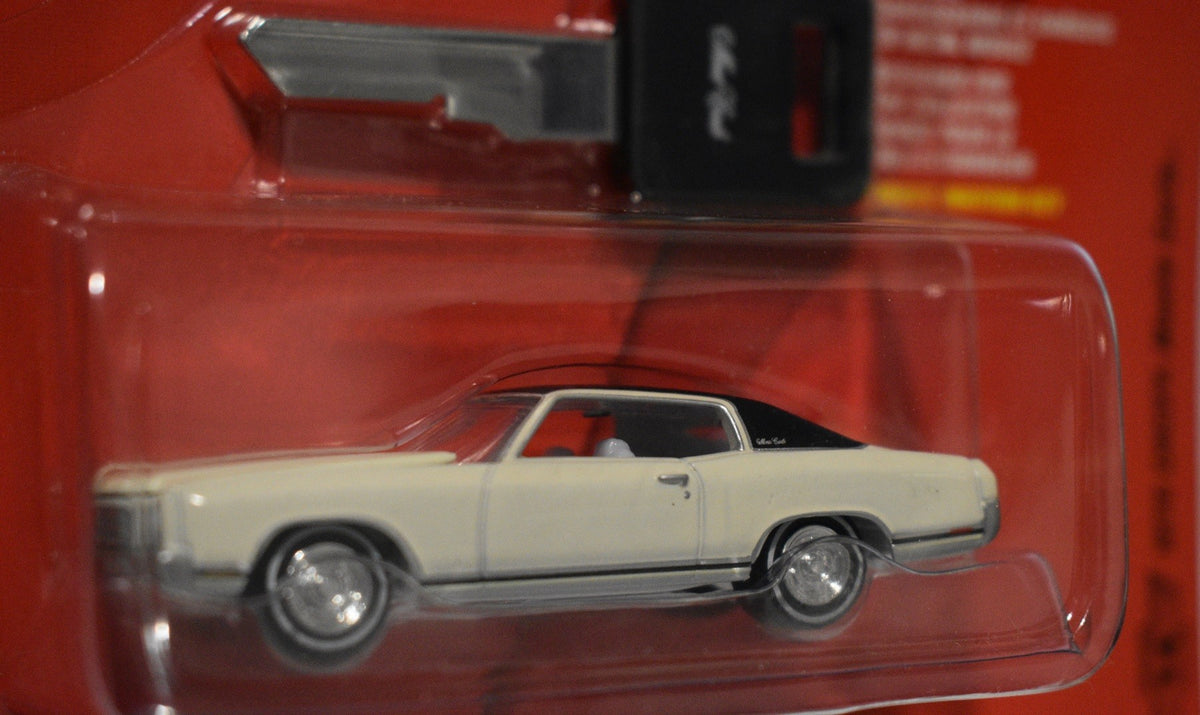 Rare Johnny Lightning Chevy Thunder - White Lightning! 1970 Chevrolet Monte Carlo