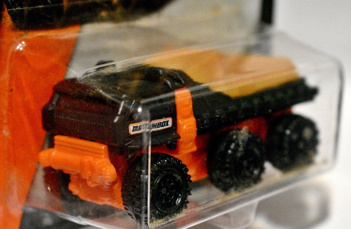 Matchbox - Terrainiac- HD 6 Wheel Truck