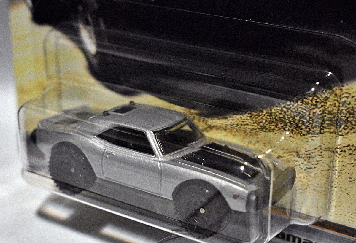 Hot Wheels Premium  Fast & Furious   68 Chevy Camaro OffRoad
