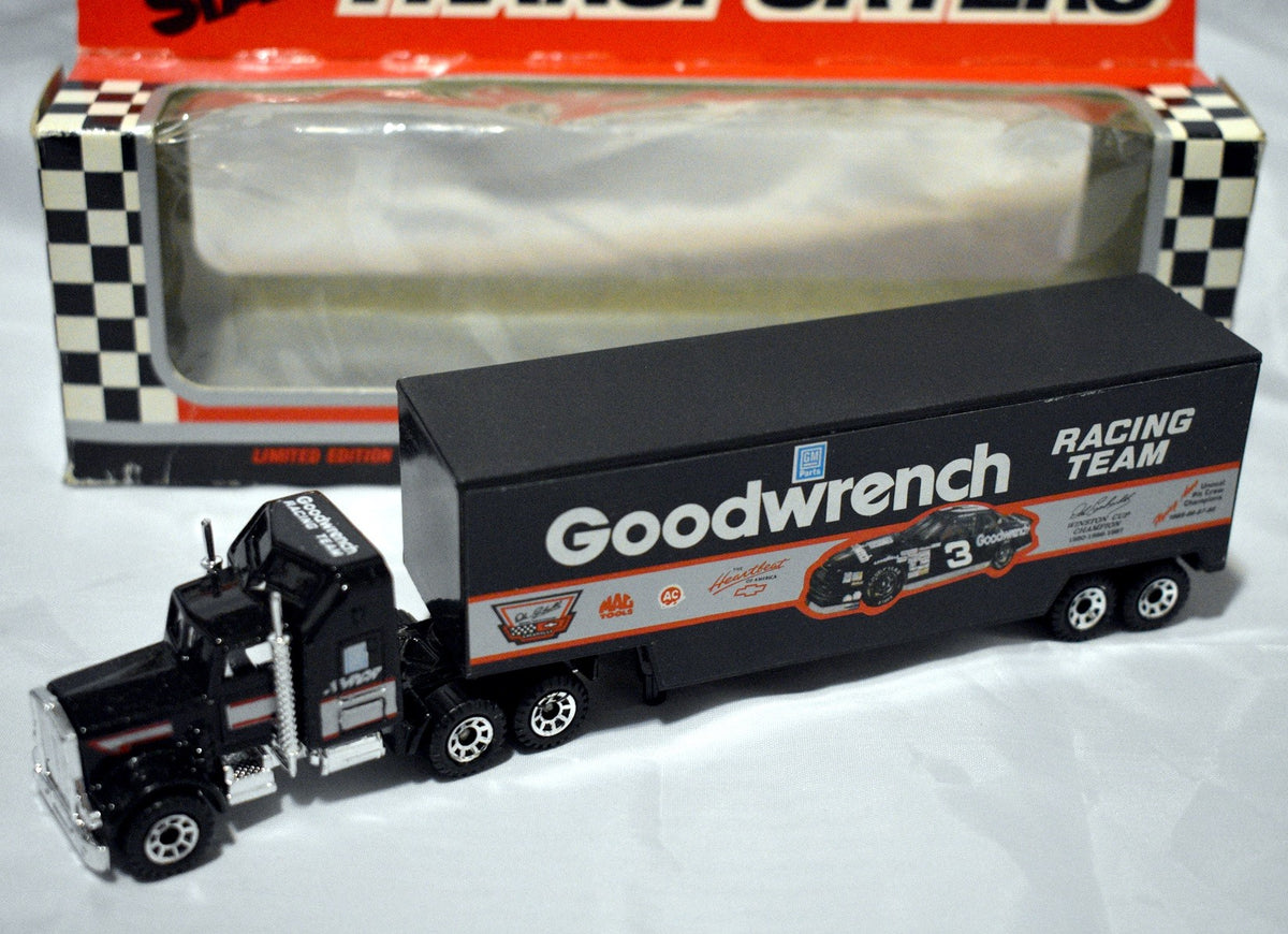 Matchbox Super Stars Dale Earnhardt Transporter