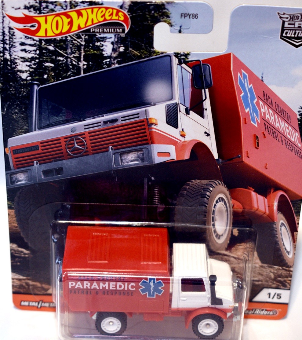 Hot Wheels - Premium - Mercedes-Benz Unimog U3100 Paramedic Truck